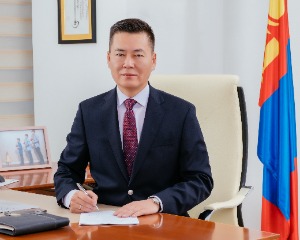 МӨНХНАРАН ЖАГДАГДАГВА